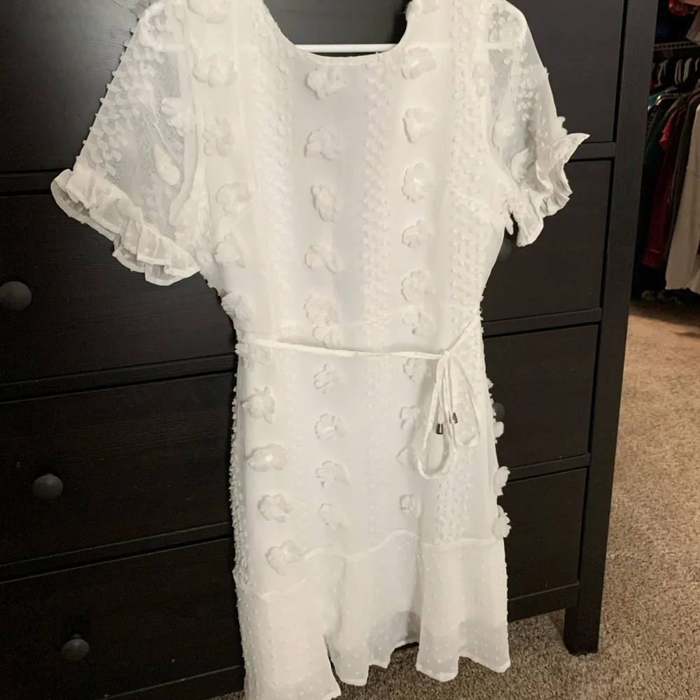 White Dress - Picture 2 of 3